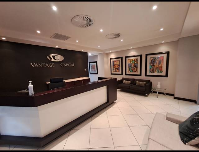 952M² OFFICE FOR SALE IN MELROSE ARCH